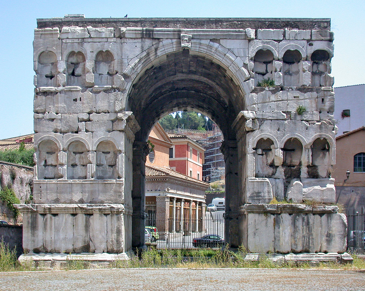 Řím - Janusův oblouk (Wikipedie)